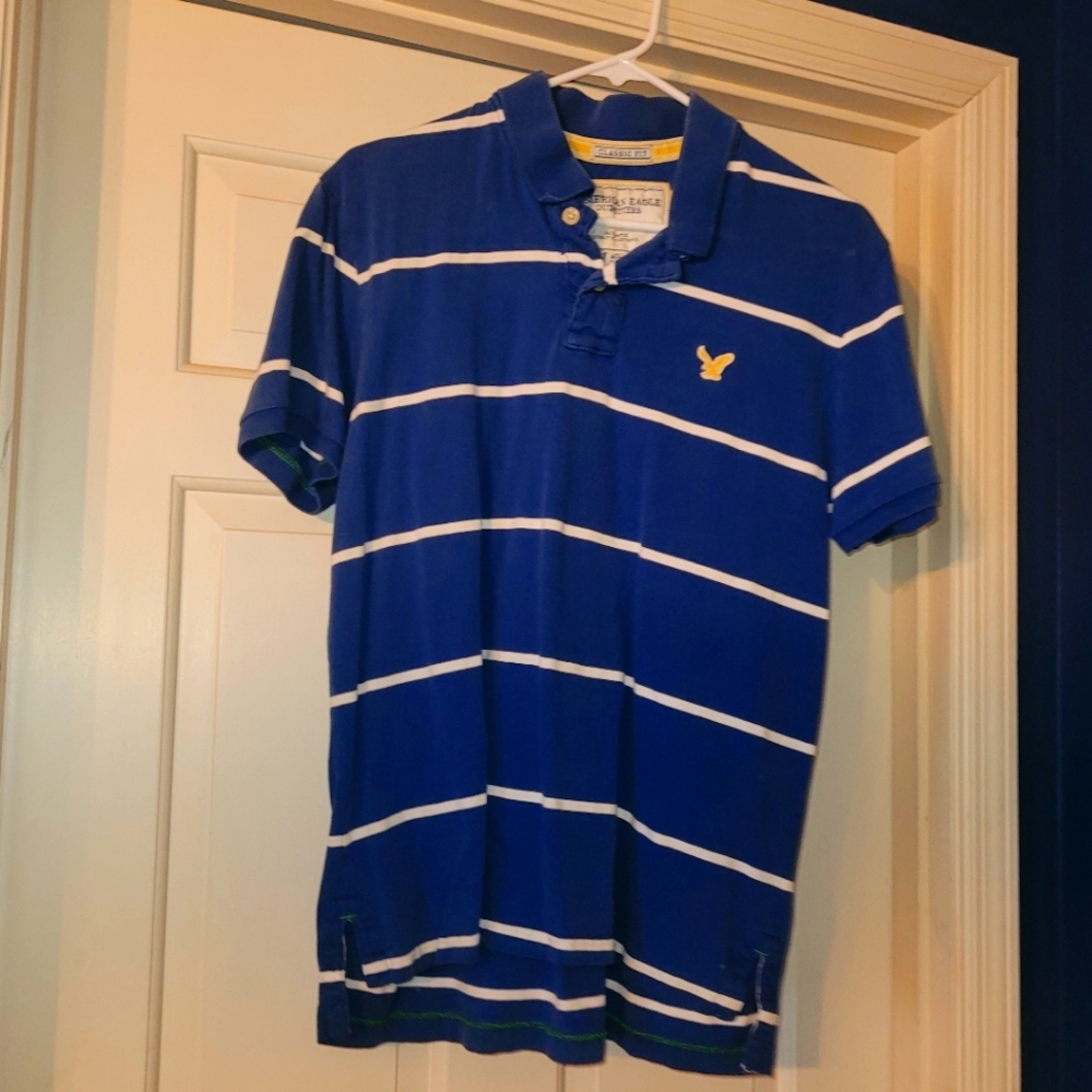AE blue and white polo size medium